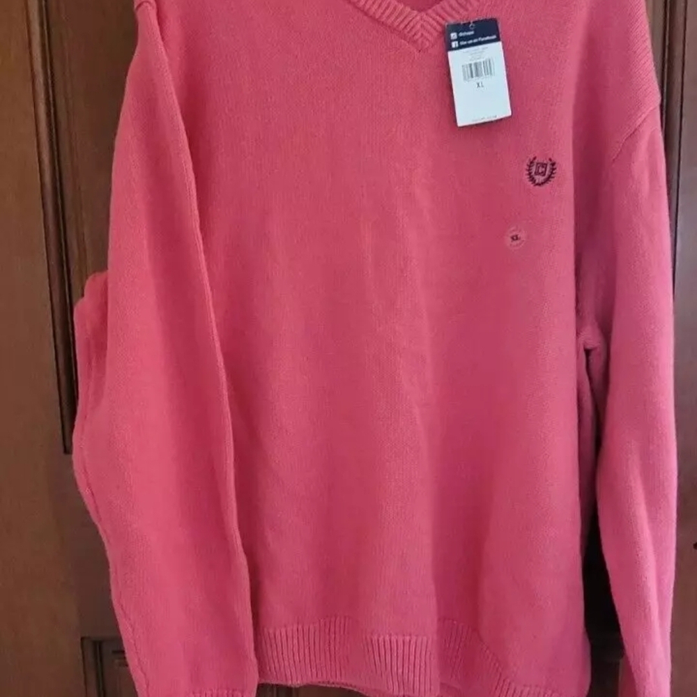 MEN'S CHAPS PULLOVER V-Neck SWEATER - BRIGHT RED - SIZE XLarge LONG SLEEVE
